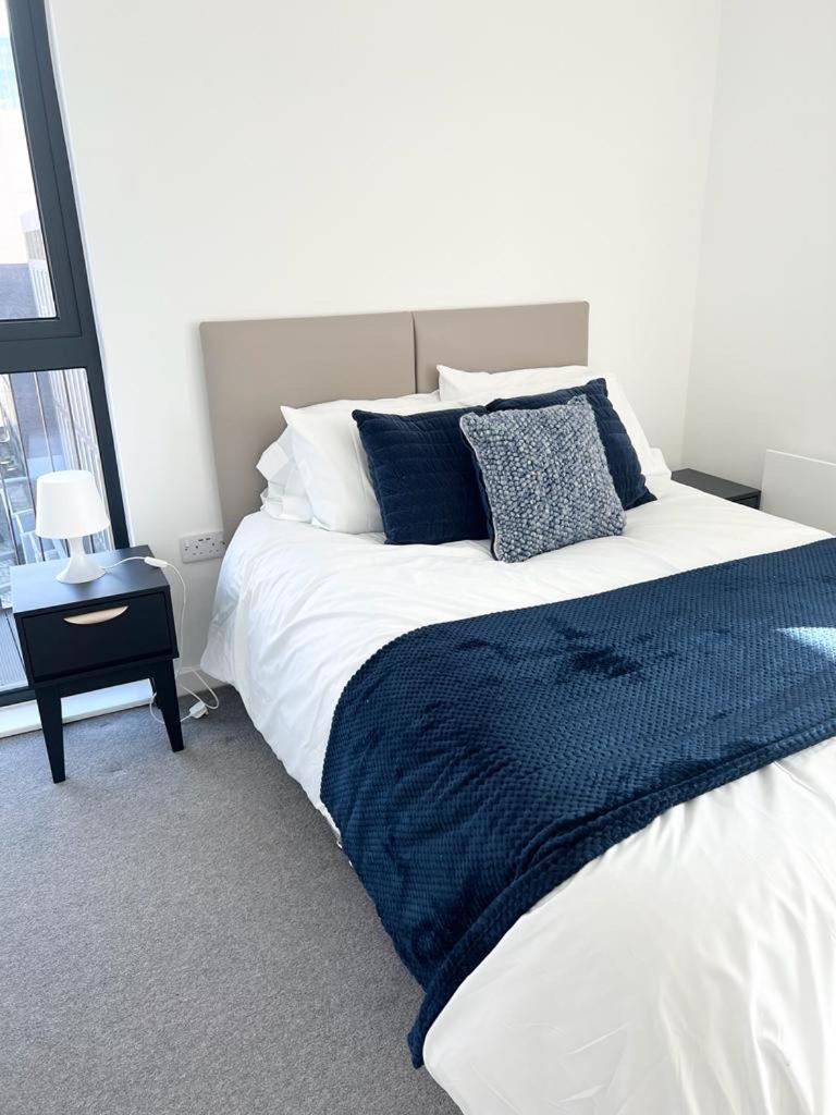 Luxury 2 Bed Apt With City View Манчестер Екстер'єр фото